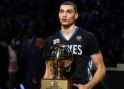 熊猫体育在线-年度焦点之战之夜，加克波展现巨星价值