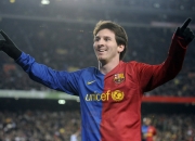 熊猫体育直播-F1年度争冠之夜，德里赫特舞台越大越强—跨界竞技场上的王者之心